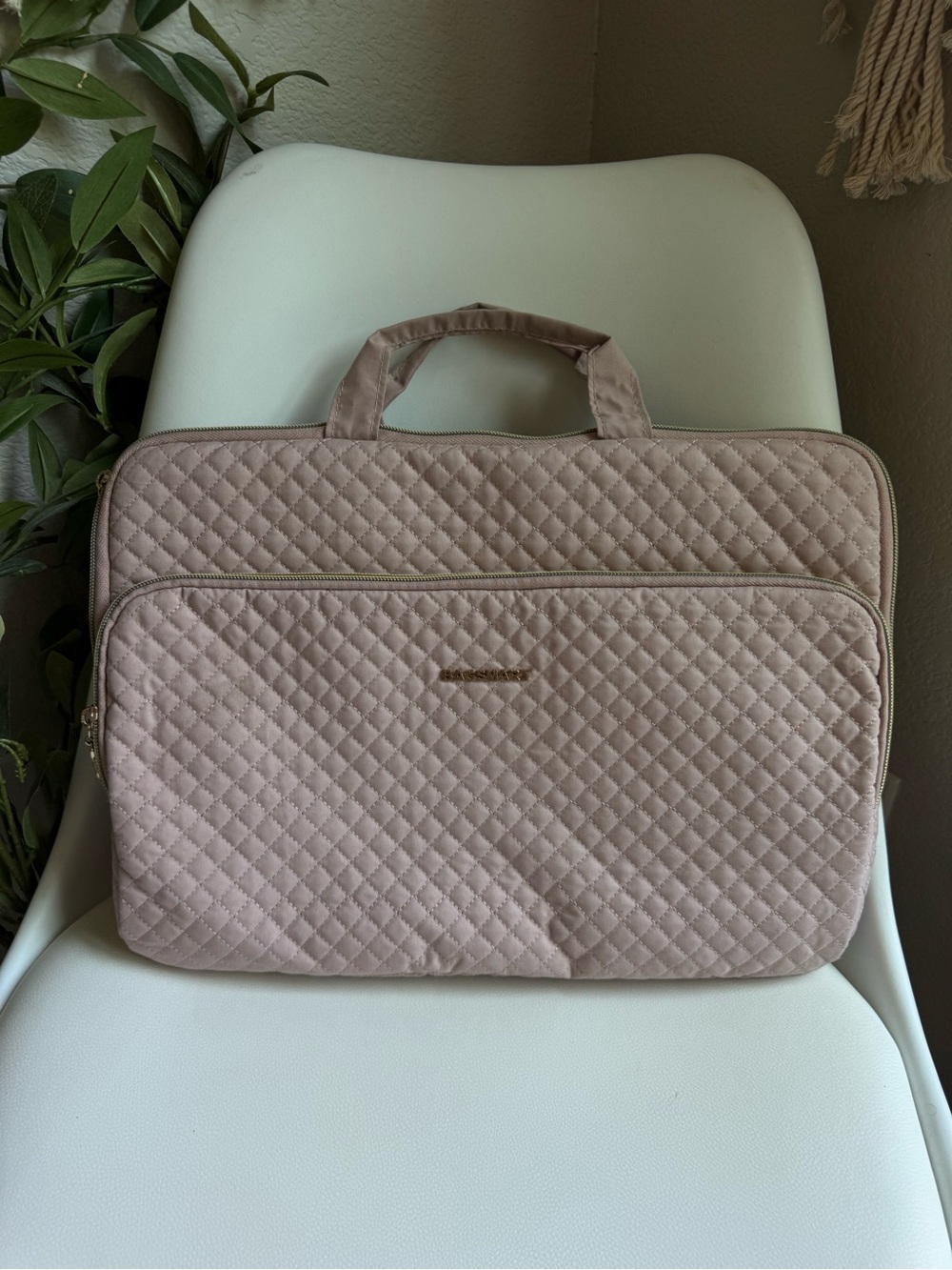 BAGSMART Blush Pink Quilted Laptop Bag 16” Padded Computer Case Work Travel